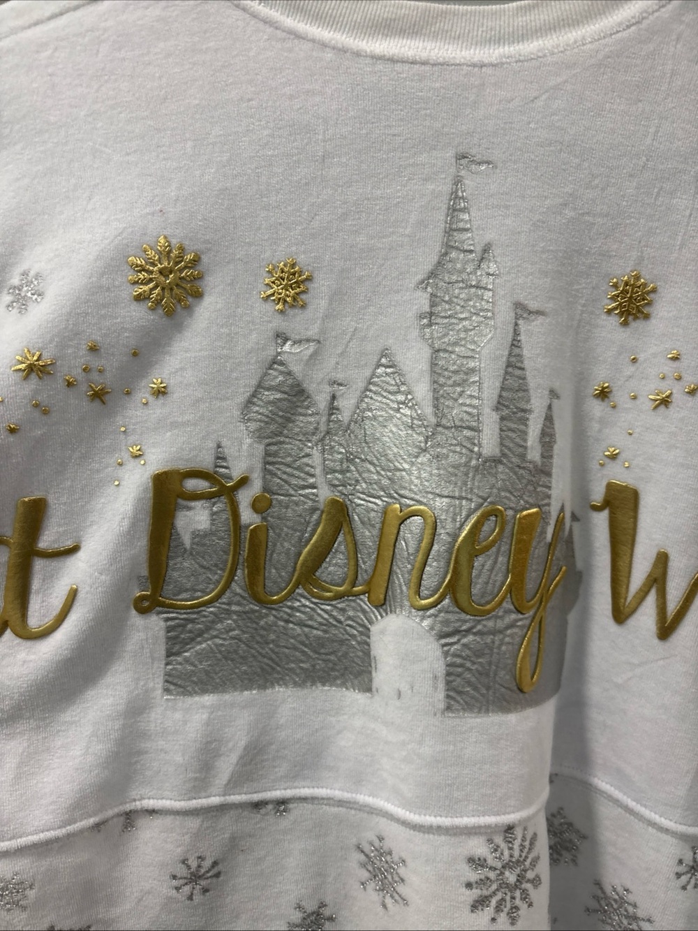 Walt Disney World Spirit Jersey Size L Velour Christmas Gold Silver Castle NWOT - Picture 3 of 9